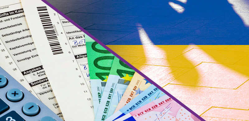 Finanzielle Hilfen Ukraine, Taschenrechner, Geld, Flagge Ukraine